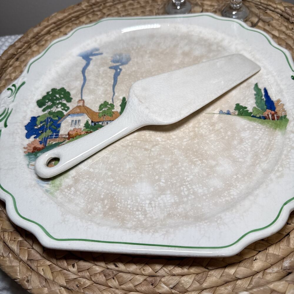 Harker Hotoven Chinawear Pottery Thatched Cottage Platter Cake Plate and Server - Picture 5 of 16